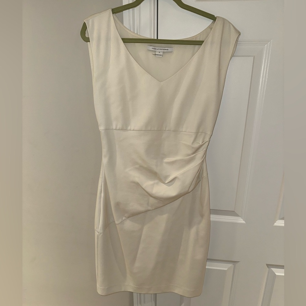 Diane Von Furstenberg Cream V-Neck Mini Dress